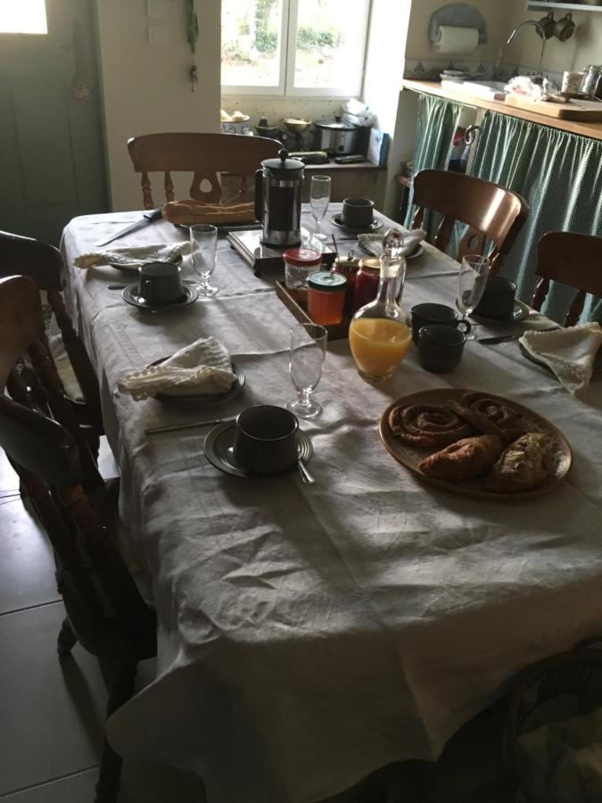 Le Petit Grange Bed and Breakfast Le Lindois Εξωτερικό φωτογραφία