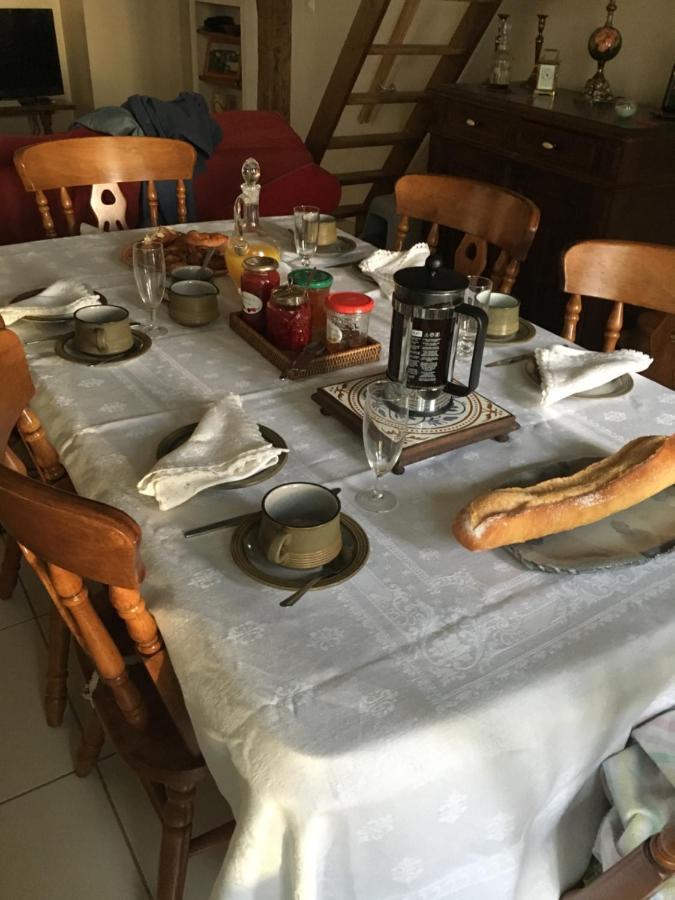 Le Petit Grange Bed and Breakfast Le Lindois Εξωτερικό φωτογραφία