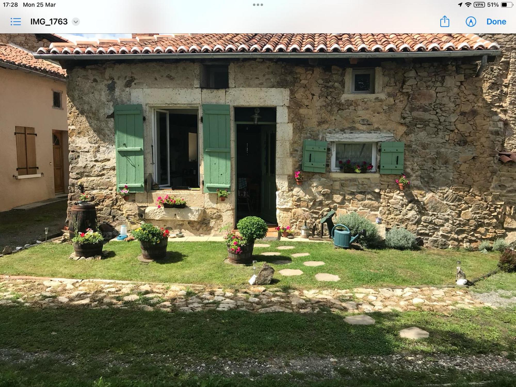 Le Petit Grange Bed and Breakfast Le Lindois Εξωτερικό φωτογραφία